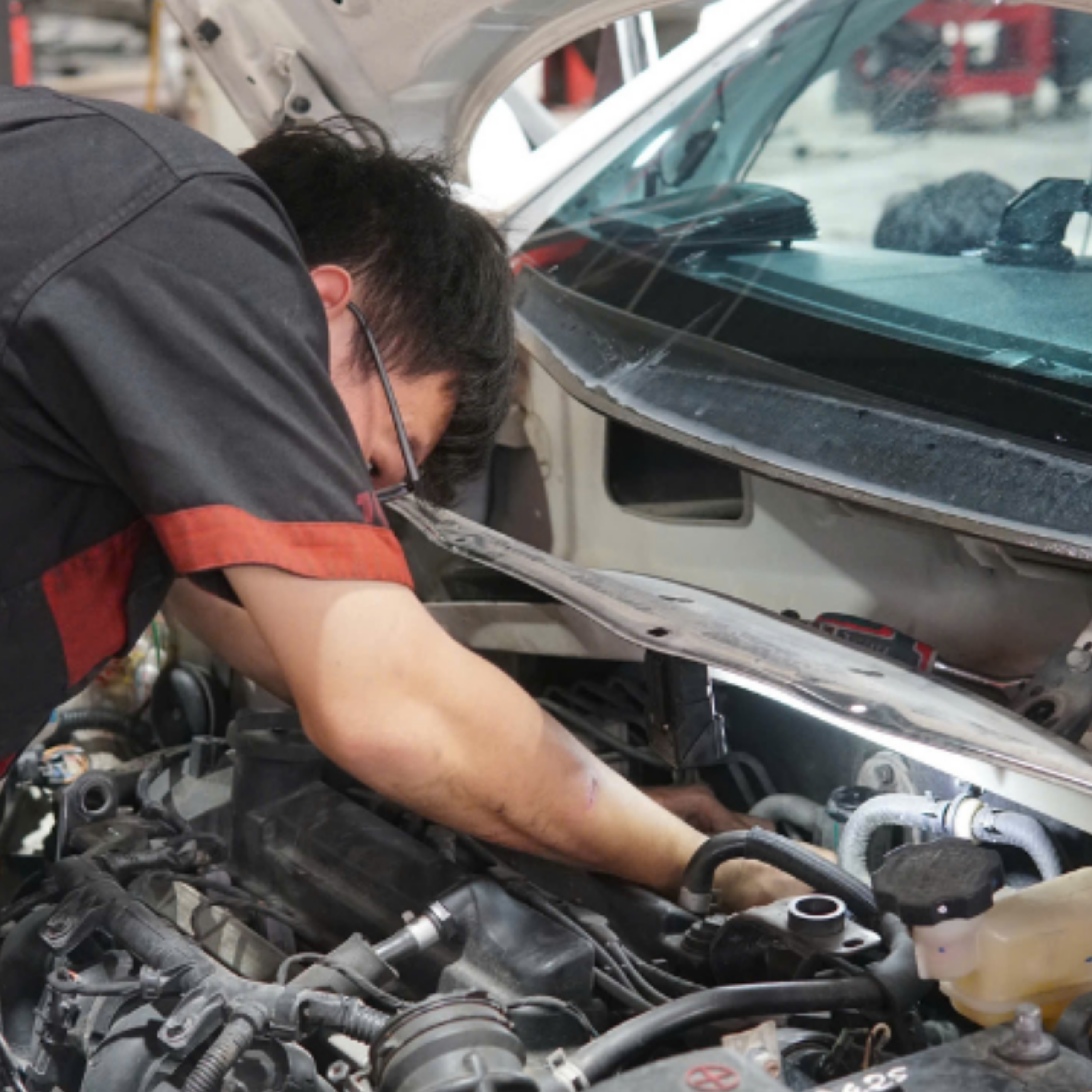 Dịch Vụ Kích Bình Xe Ô Tô Đức Hòa Uy Tín